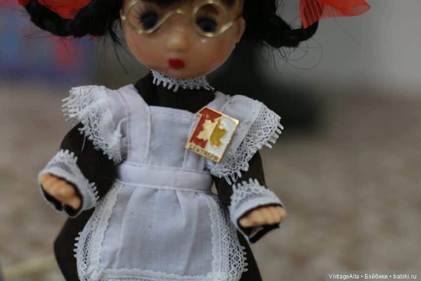 Смешная и наивная малышка (фото 5)