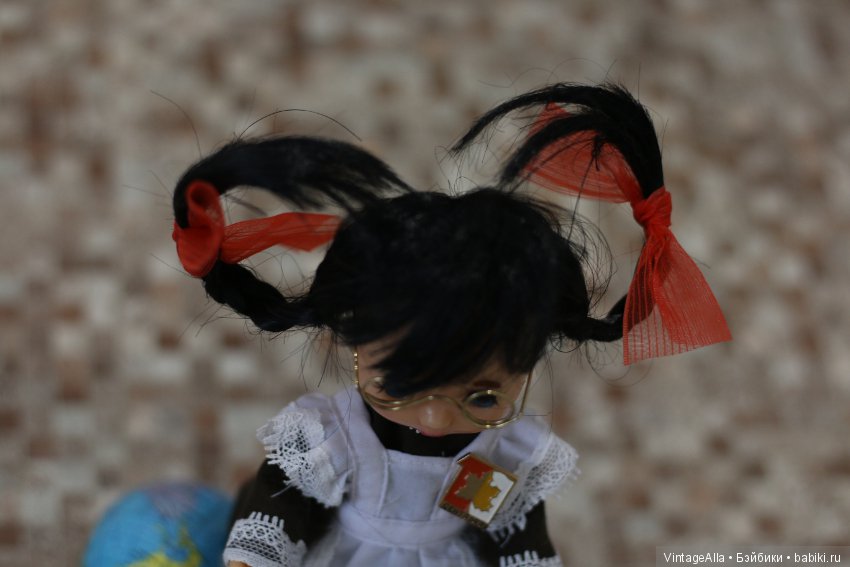 Смешная и наивная малышка (фото 3)