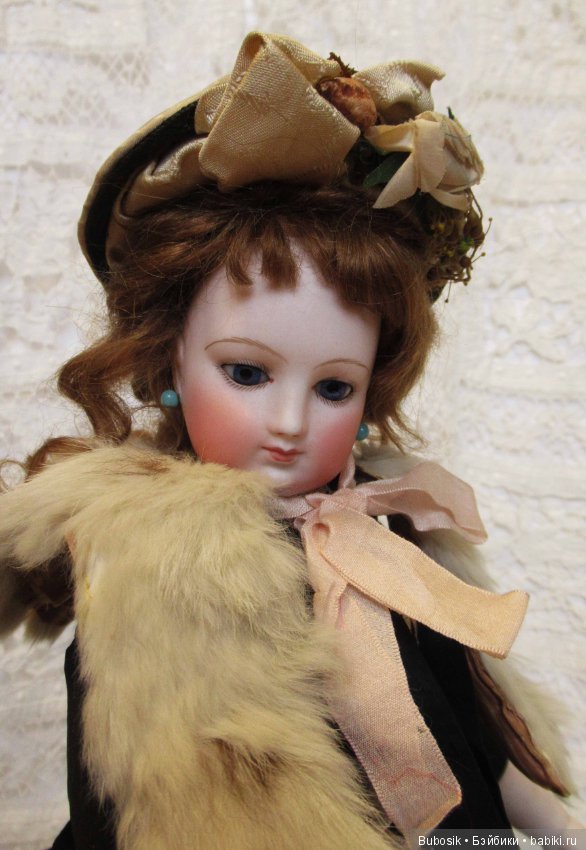 Lily De Nuremberg и ее гардероб