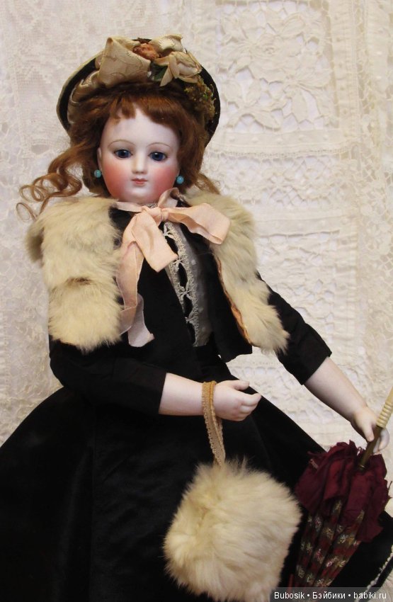 Lily De Nuremberg и ее гардероб