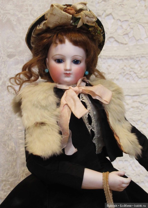 Lily De Nuremberg и ее гардероб