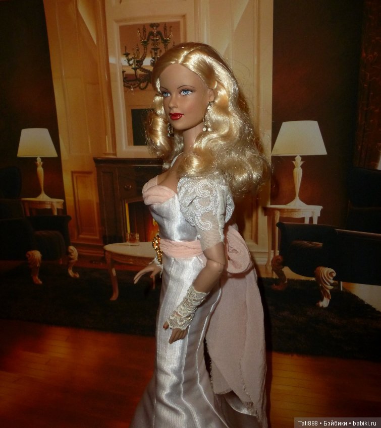 Тоннерки моя страсть, часть 44. Экстровагантная бландинка