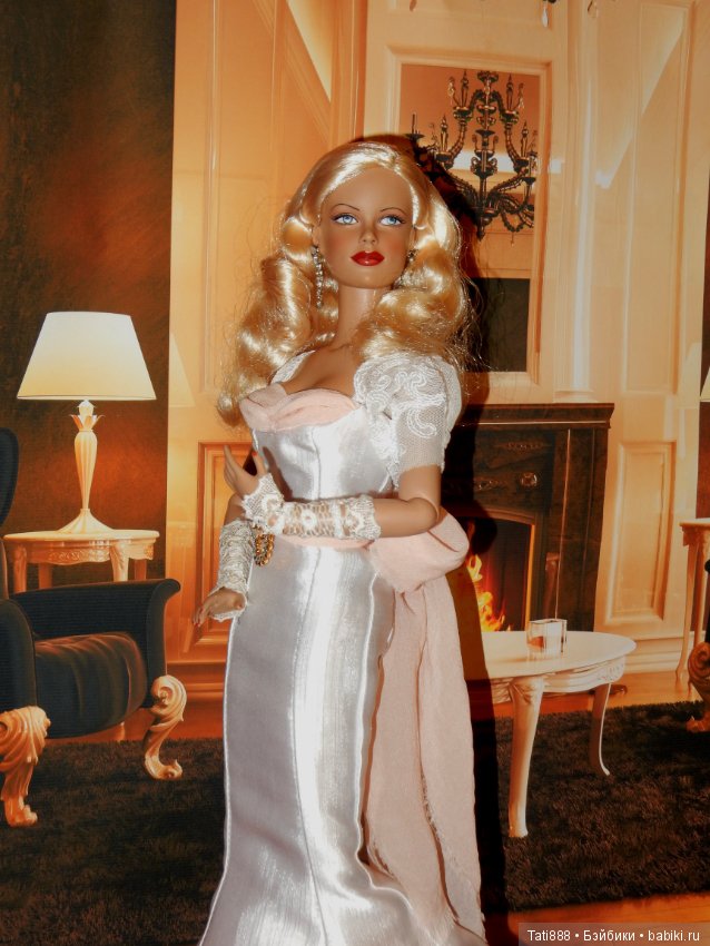 Тоннерки моя страсть, часть 44. Экстровагантная бландинка (фото 7)