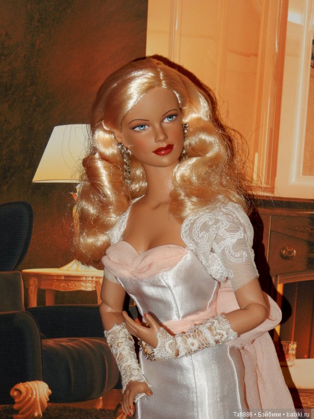 Тоннерки моя страсть, часть 44. Экстровагантная бландинка