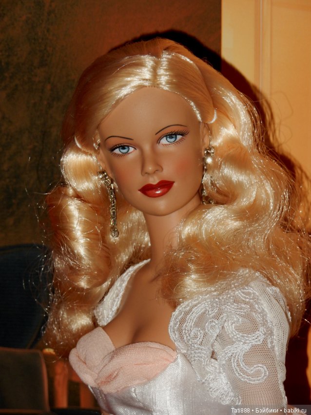 Тоннерки моя страсть, часть 44. Экстровагантная бландинка