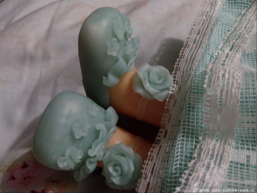 Лепим туфельки куколке — Советские винтажные куклы (СССР): Ленигрушка