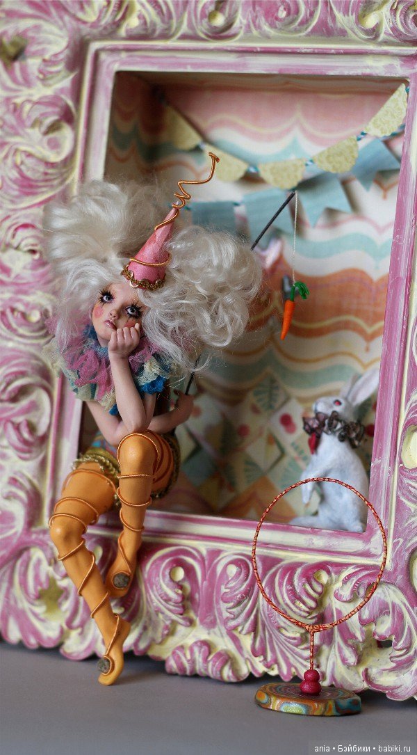 Цирк чудес - Алиса и Белый Кролик, скульптор Nicole West