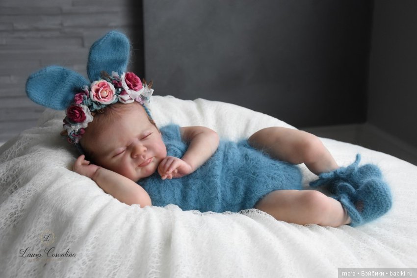 Azalea скульптора Laura Lee Eagles, автор прототипа Laura Cosentino