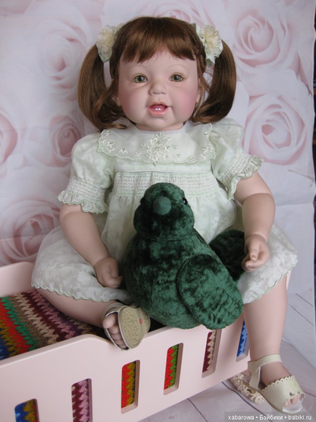 Сизокрылая голубка с куколками фирмы Adora (фото 7)