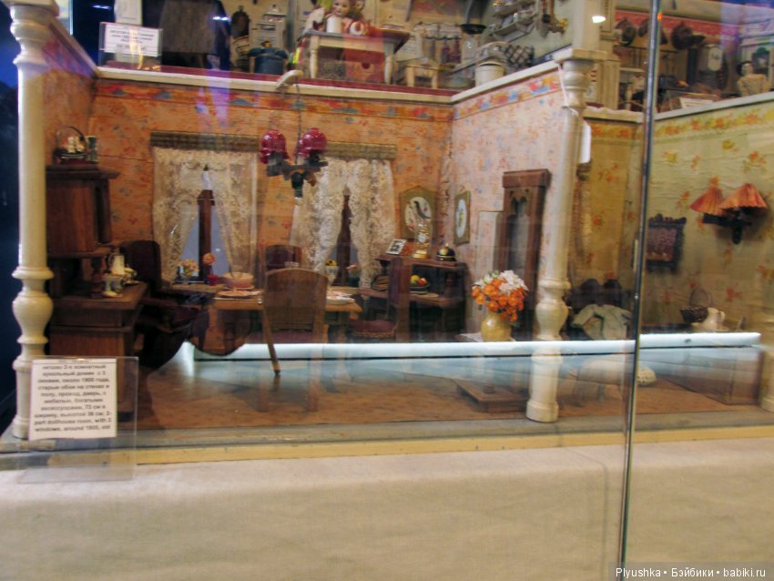 Витрина магазина в Центральном Детском Мире (фото 2)