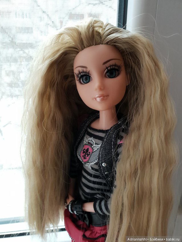 Пепельная блондинка Тристен. ООАК куклы Мокси Тинз