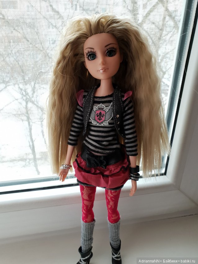 Пепельная блондинка Тристен. ООАК куклы Мокси Тинз (фото 8)