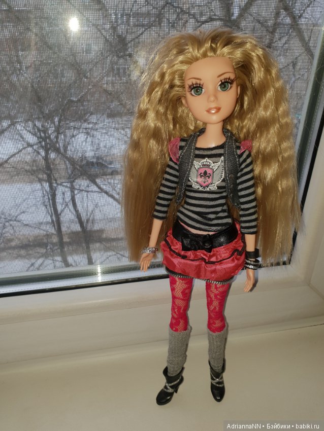 Пепельная блондинка Тристен. ООАК куклы Мокси Тинз (фото 3)