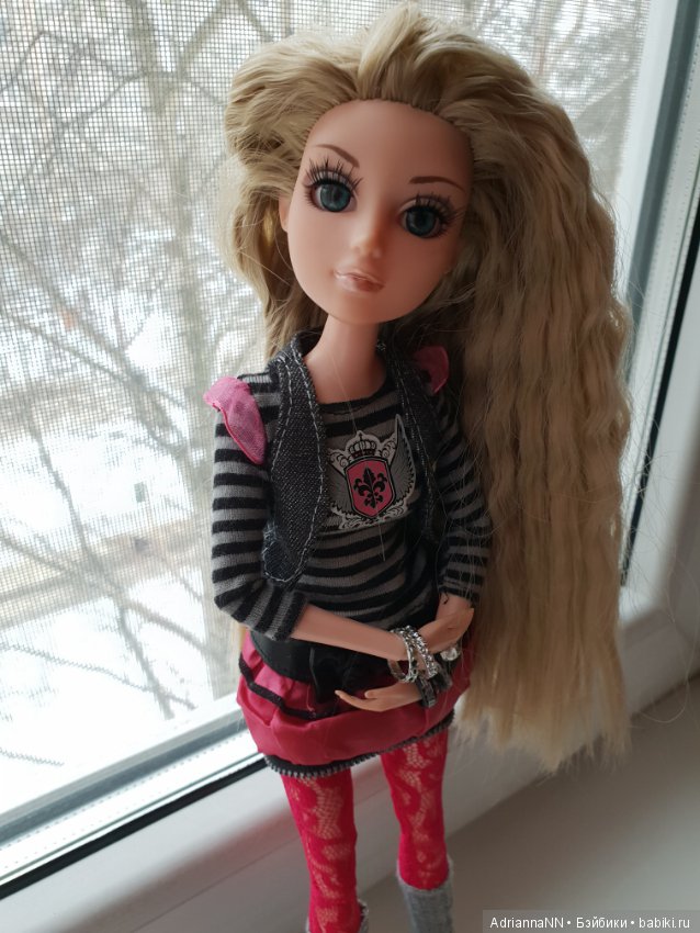 Пепельная блондинка Тристен. ООАК куклы Мокси Тинз (фото 4)