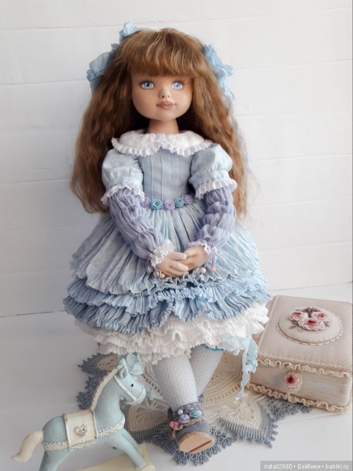 Наташа. Моя первая текстильная кукла (фото 6)