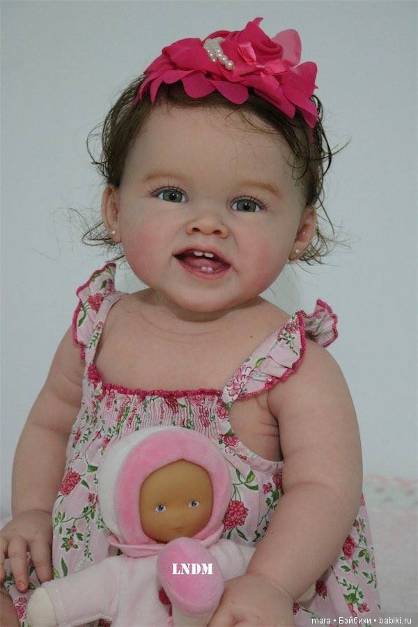 Adele скульптора Ping Lau, автор прототипа Marie Metayer