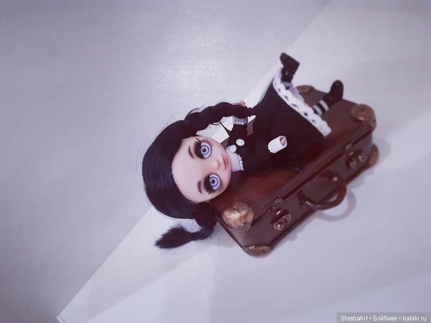 Малютка из семейки Адамс. Преображение Петитки Блайз (фото 3)