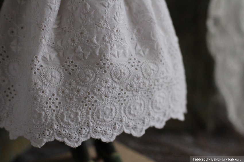 Деревянные куклы со сменными головами и новая француженка