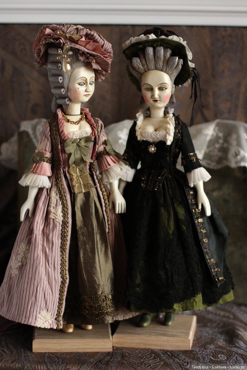 Деревянные куклы со сменными головами и новая француженка