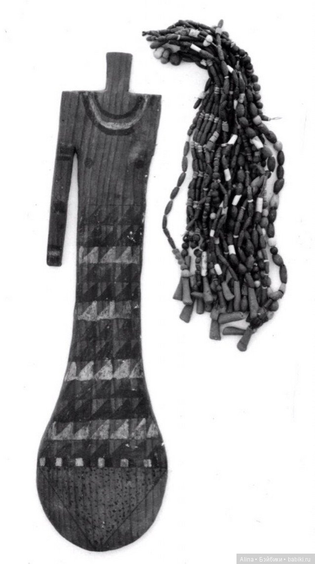 Древнеегипетские плоские деревянные куклы с волосами из глиняных бусин (Paddle doll) (фото 4)