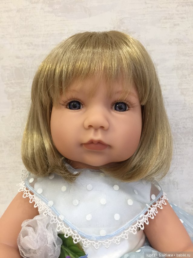 “Crystal Blue” Lee Middleton doll от Reva Schick