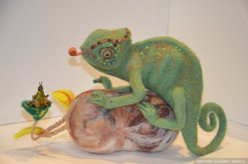 Хамелеон. Игрушка в технике сухое валяние