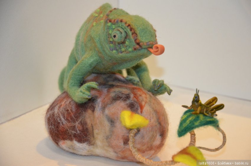 Хамелеон. Игрушка в технике сухое валяние (фото 3)