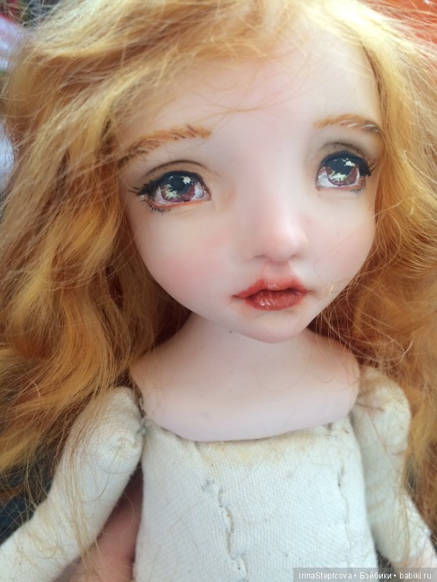 Как приклеить кукле волосы