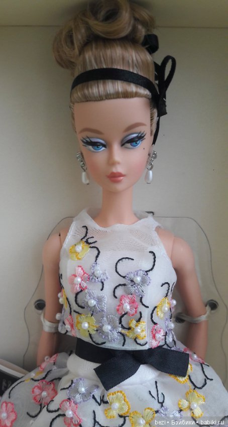 Элегантная классика Barbie Silkstone