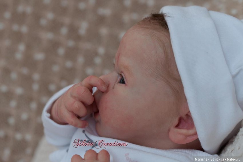 Eloisa скульптора Andrea Arcello, автор прототипа Silvia Ezquerra