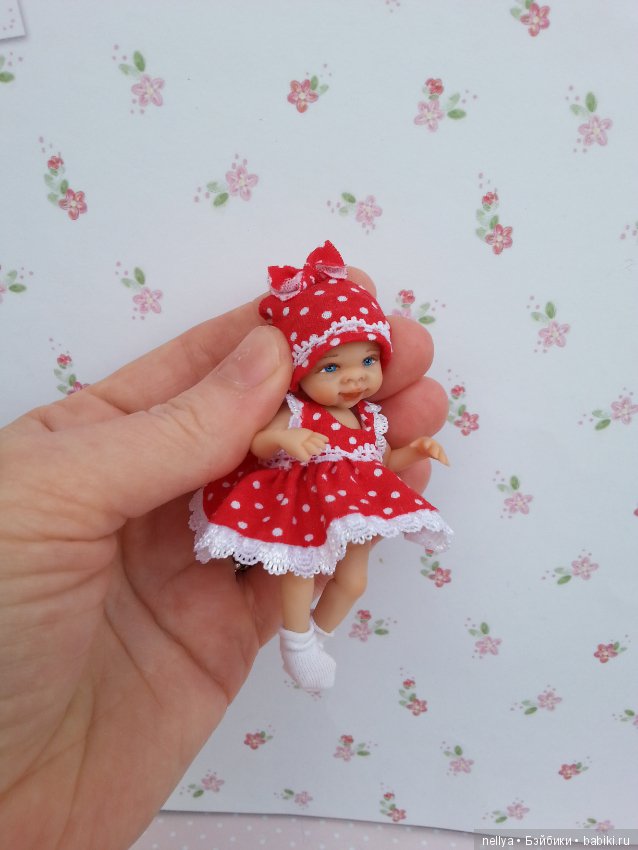 Кнопка 8 см — Авторские миниатюрные куклы: лепка (фото 9)