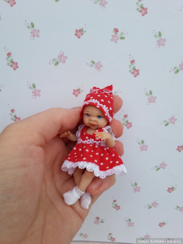 Кнопка 8 см — Авторские миниатюрные куклы: лепка (фото 3)
