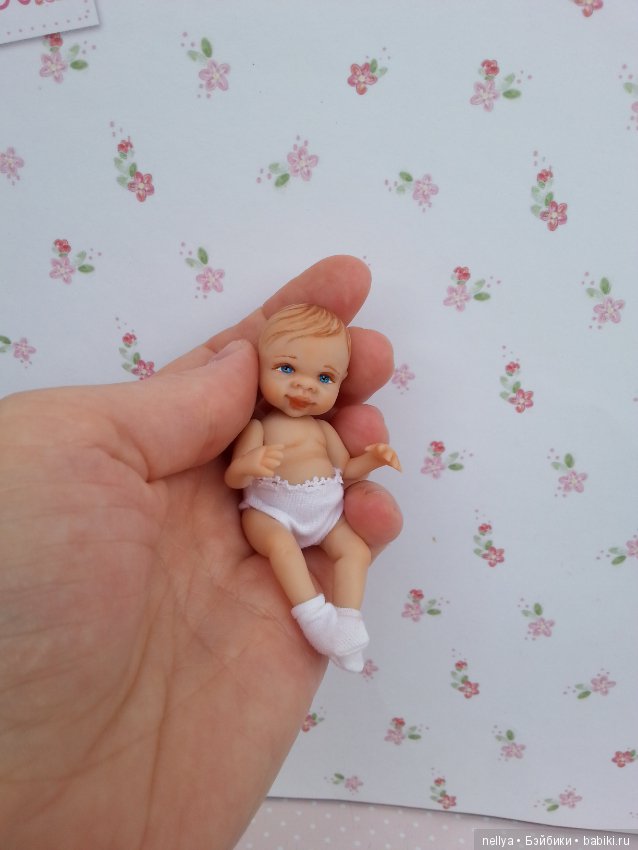 Кнопка 8 см — Авторские миниатюрные куклы: лепка (фото 7)