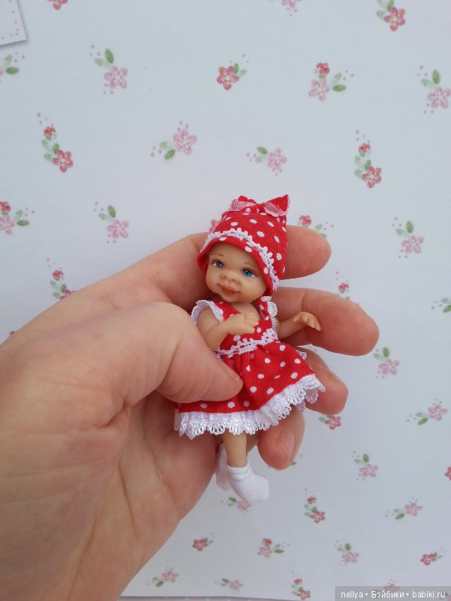 Кнопка 8 см — Авторские миниатюрные куклы: лепка (фото 5)