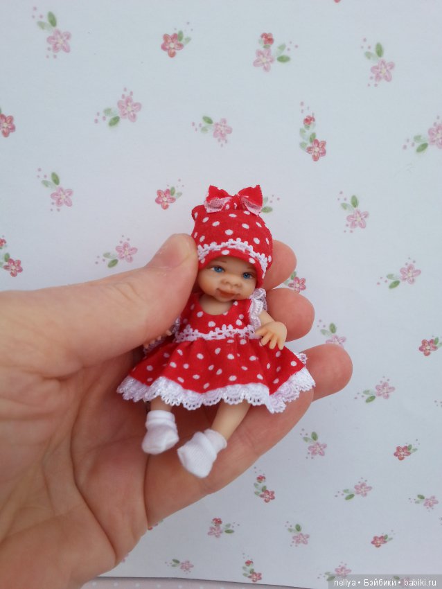 Кнопка 8 см — Авторские миниатюрные куклы: лепка (фото 8)