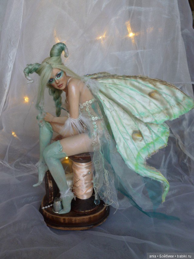 Лунный мотылек, автор куклы Kim Johnson