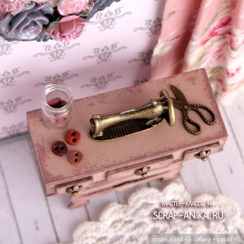 Швейный столик — Мебель для кукол и домиков: фото (фото 2)