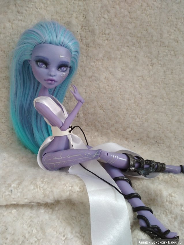 После долгого перерыва — ООАК Monster High и Ever After High: репейнт (фото 4)