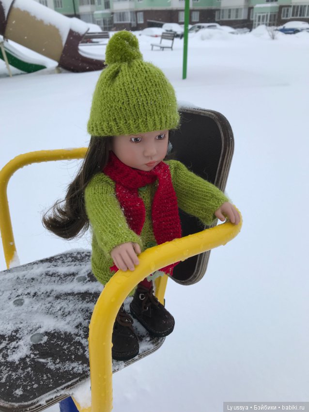 Зимняя прогулка — Игровые куклы Zwergnase (Цвергназе) Junior: Джуниор (фото 3)