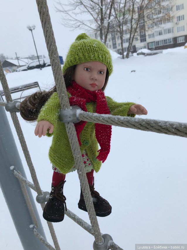 Зимняя прогулка — Игровые куклы Zwergnase (Цвергназе) Junior: Джуниор