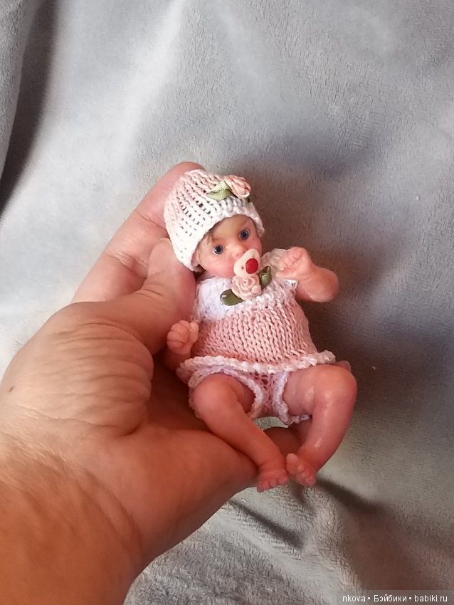 Миниатюрные авторские куклы, разные