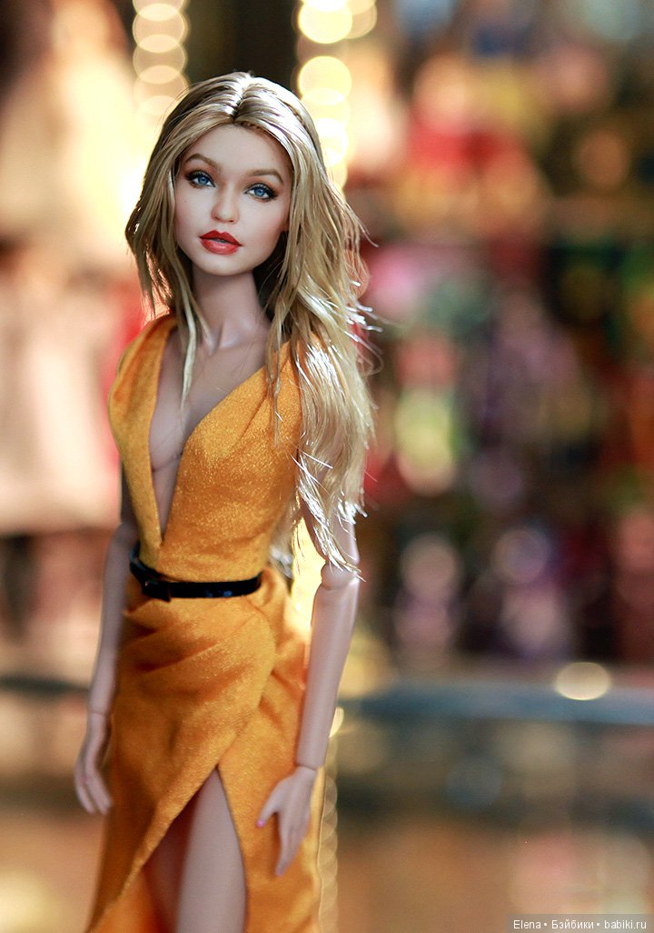 кукла коллекционная. кукольные модели. Barbie basics model no. Barbie philipp plein. кукла барби блондс блонд голд.