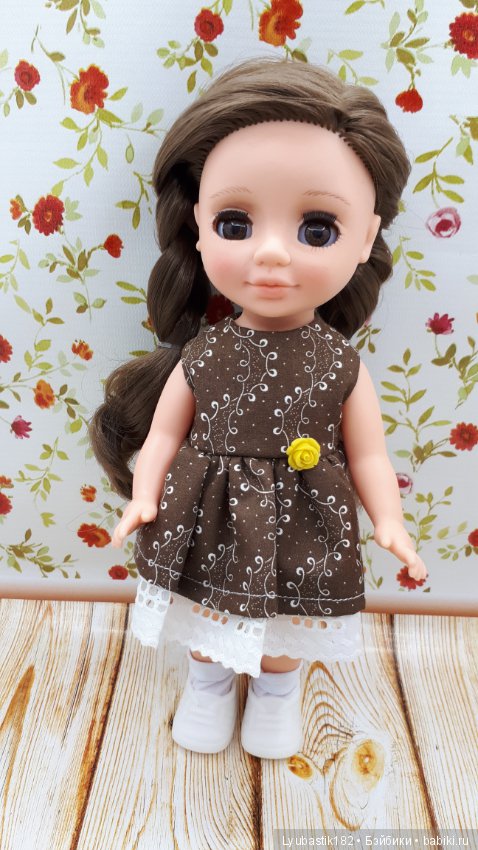Новое платье — Российские куклы Весна (фото 2)