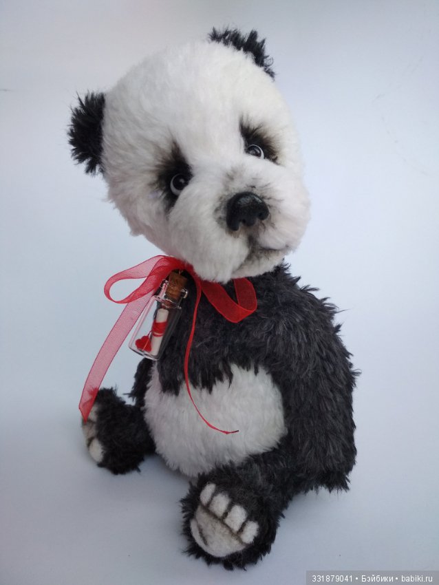 Панда с любовным посланием