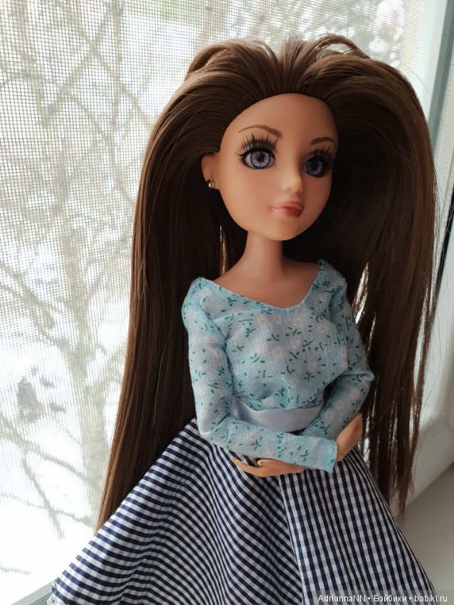 Еще одна красотка с длинными волосами. ООАК Лея Мокси Тинз