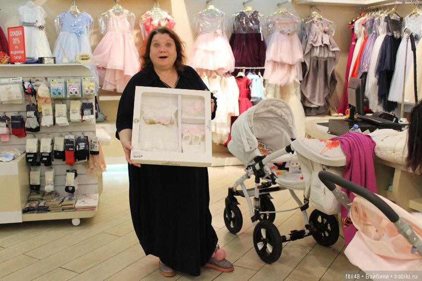 Давай девчата по маленькой или "С днем рождения Люсьена!"