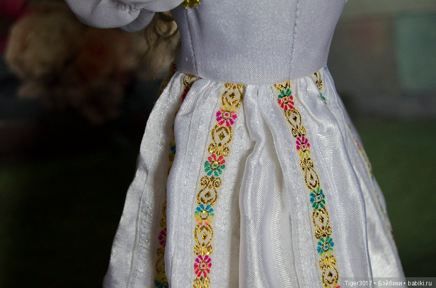 Стилизованный Ренессанс (шью платья для своих BJD) (фото 10)