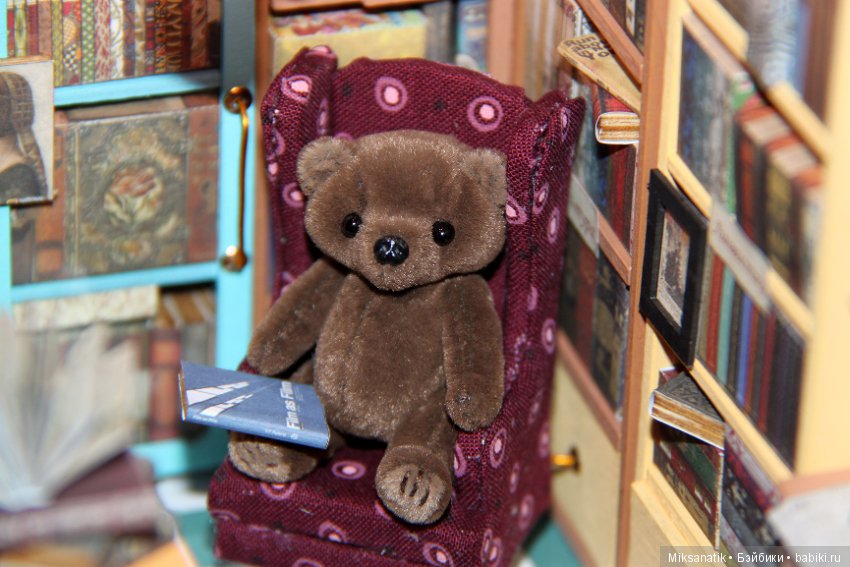 Миниатюрный мир или книжный магазинчик для зверят