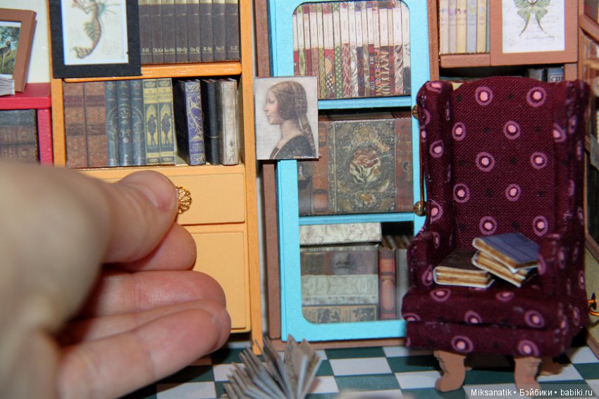 Миниатюрный мир или книжный магазинчик для зверят (фото 5)