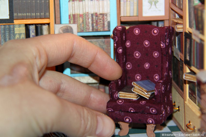 Миниатюрный мир или книжный магазинчик для зверят (фото 6)